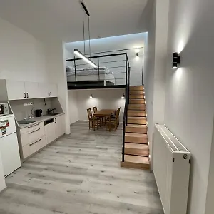 Szekely Near Deak Ferenc Square With Free Parking In Garage Budapest