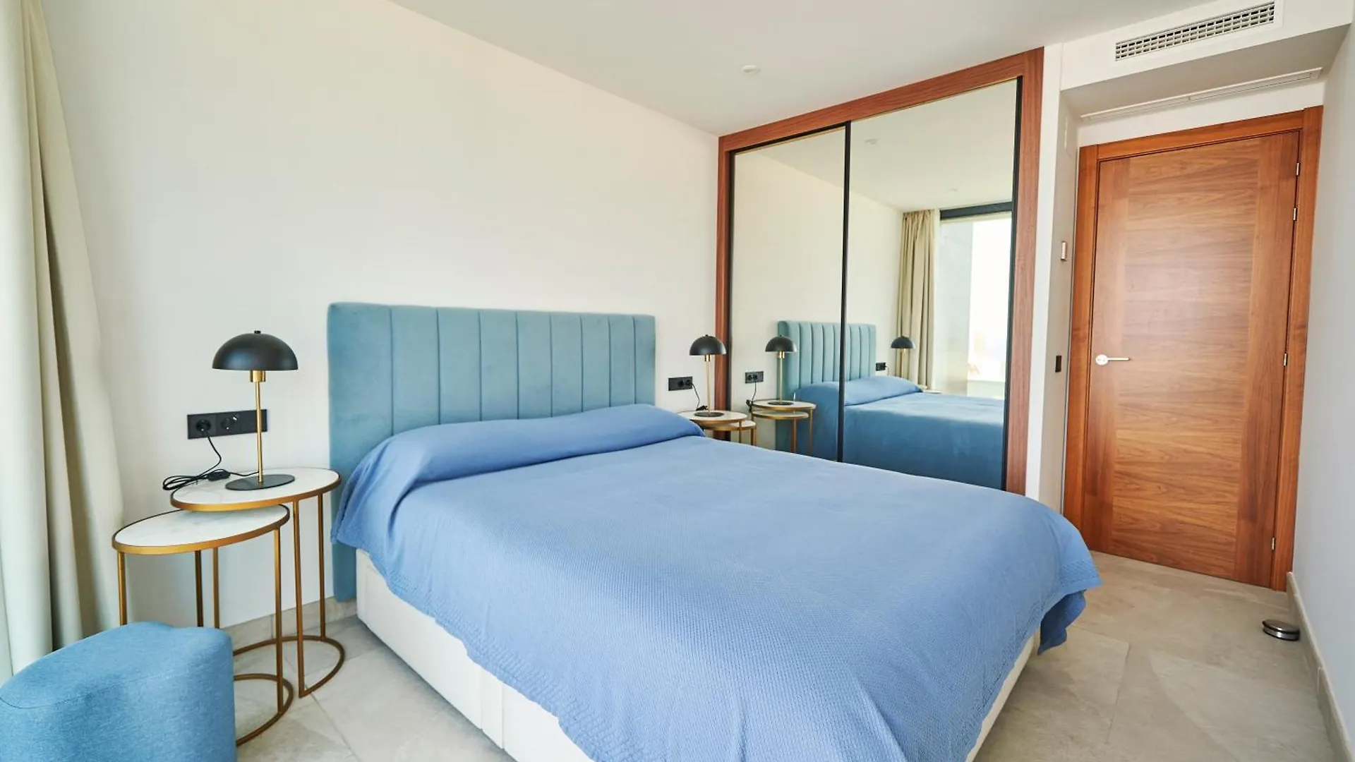 Sea Gardens Villa Nerja 0*,